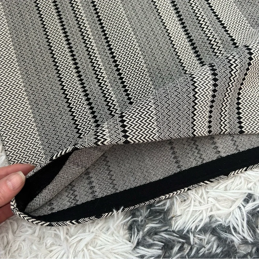 Theory Néllida Stretch Mini Skirt - Picture 3 of 5